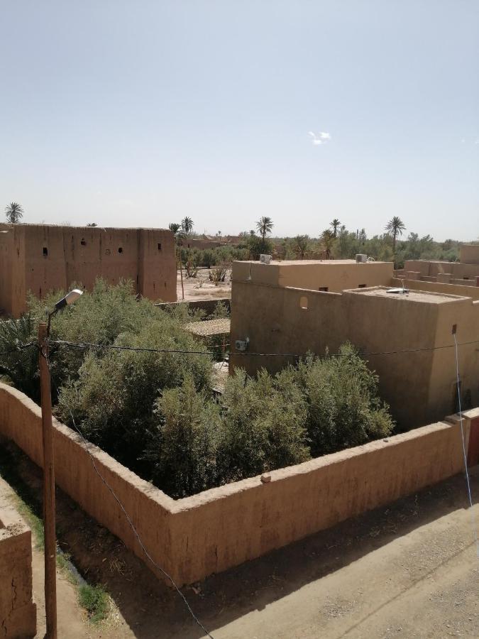 Gite Ait Lmaalam Chez Ahmed สกูรา ภายนอก รูปภาพ