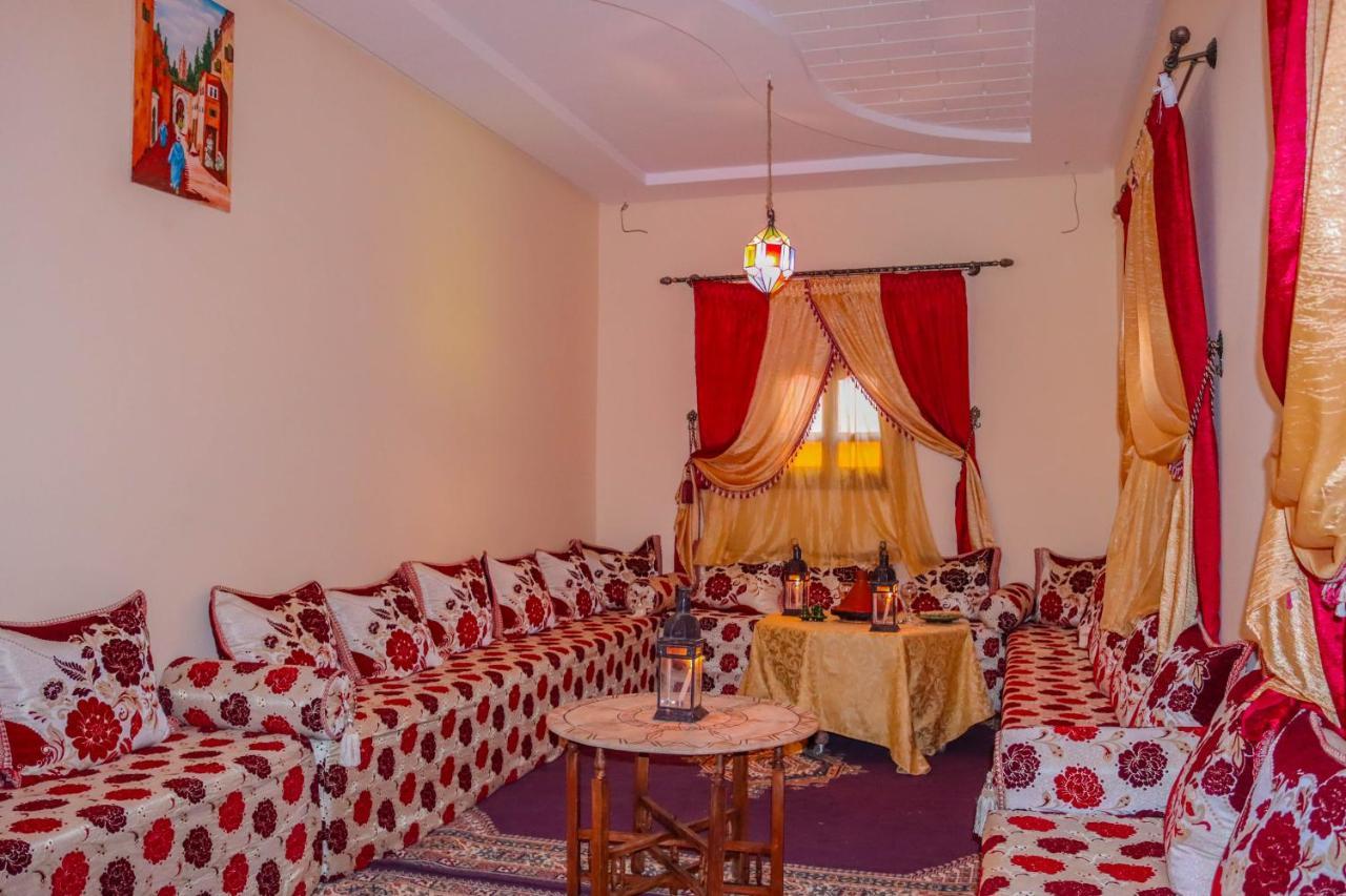 Gite Ait Lmaalam Chez Ahmed สกูรา ภายนอก รูปภาพ